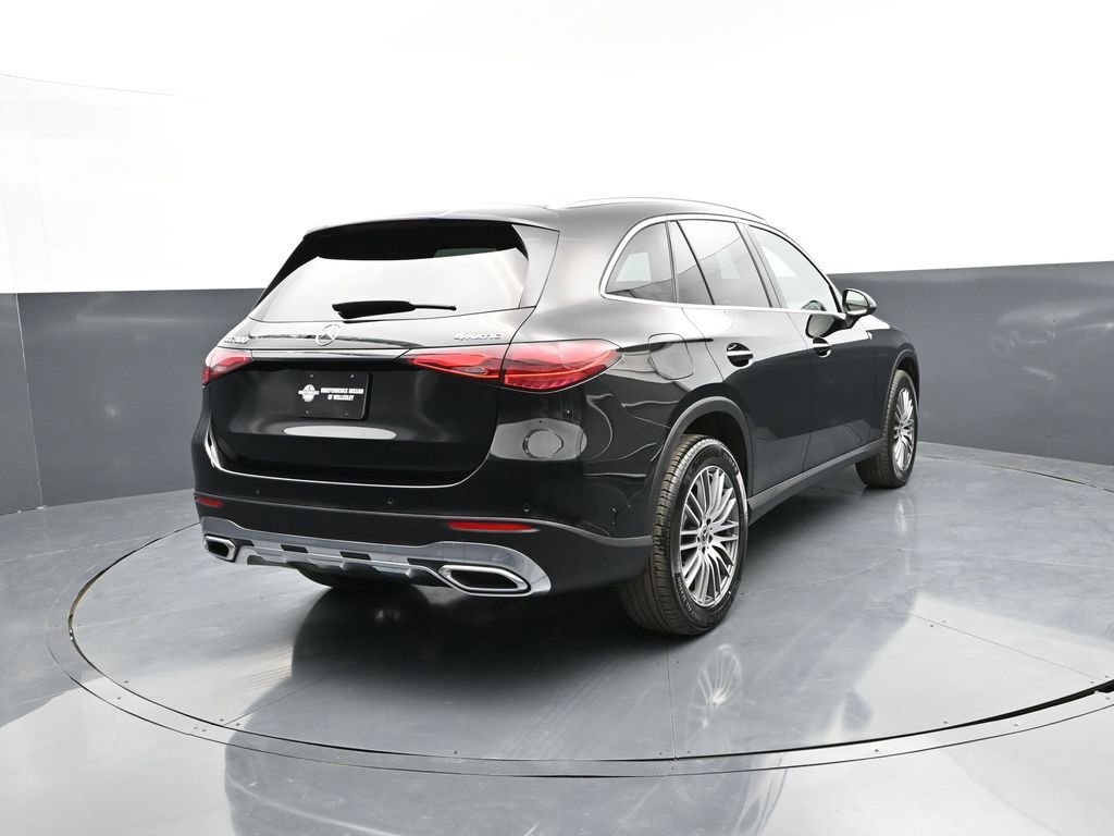Used 2026 Mercedes-Benz GLC 300 4MATIC image 8