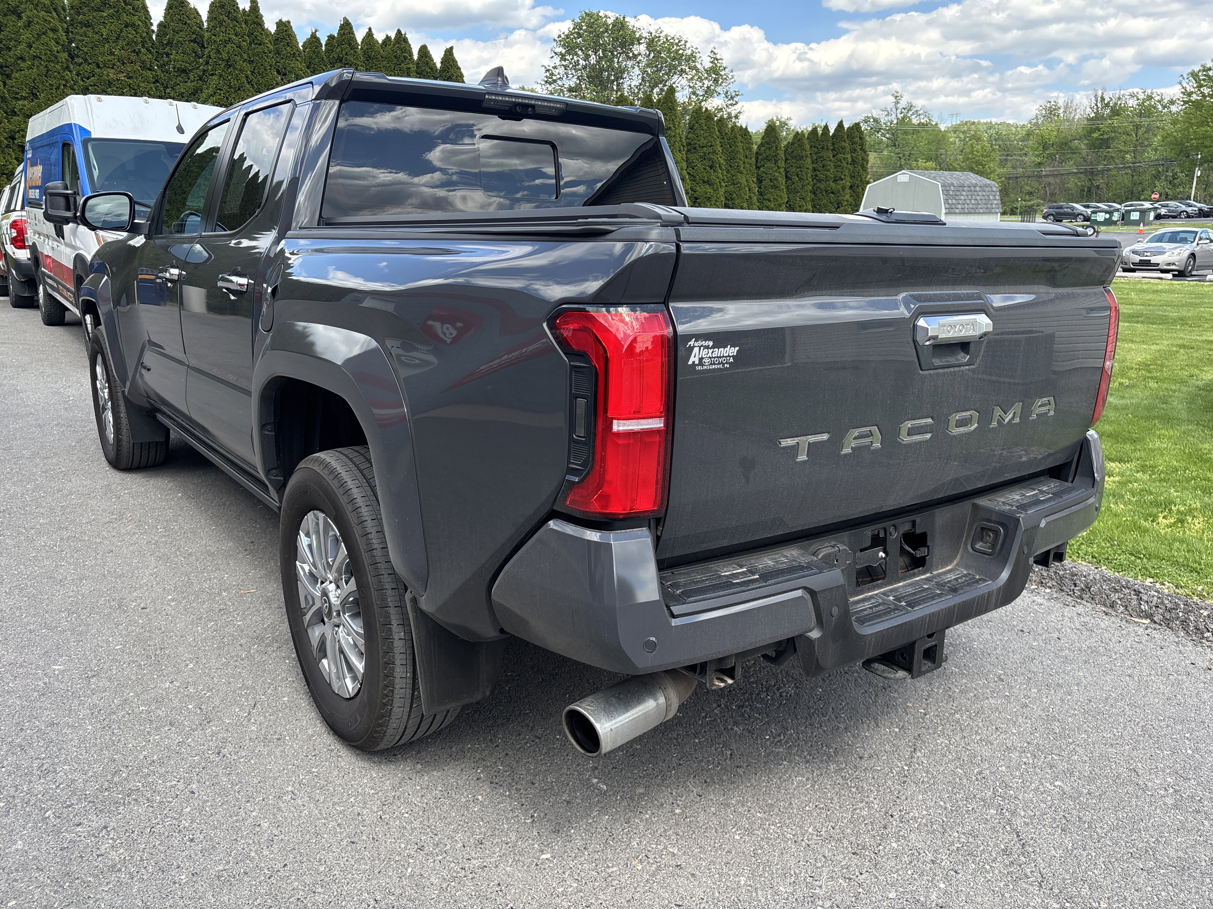 Certified 2024 Toyota Tacoma Limited w/ Limited Package (LT) AWD/4WD image 5