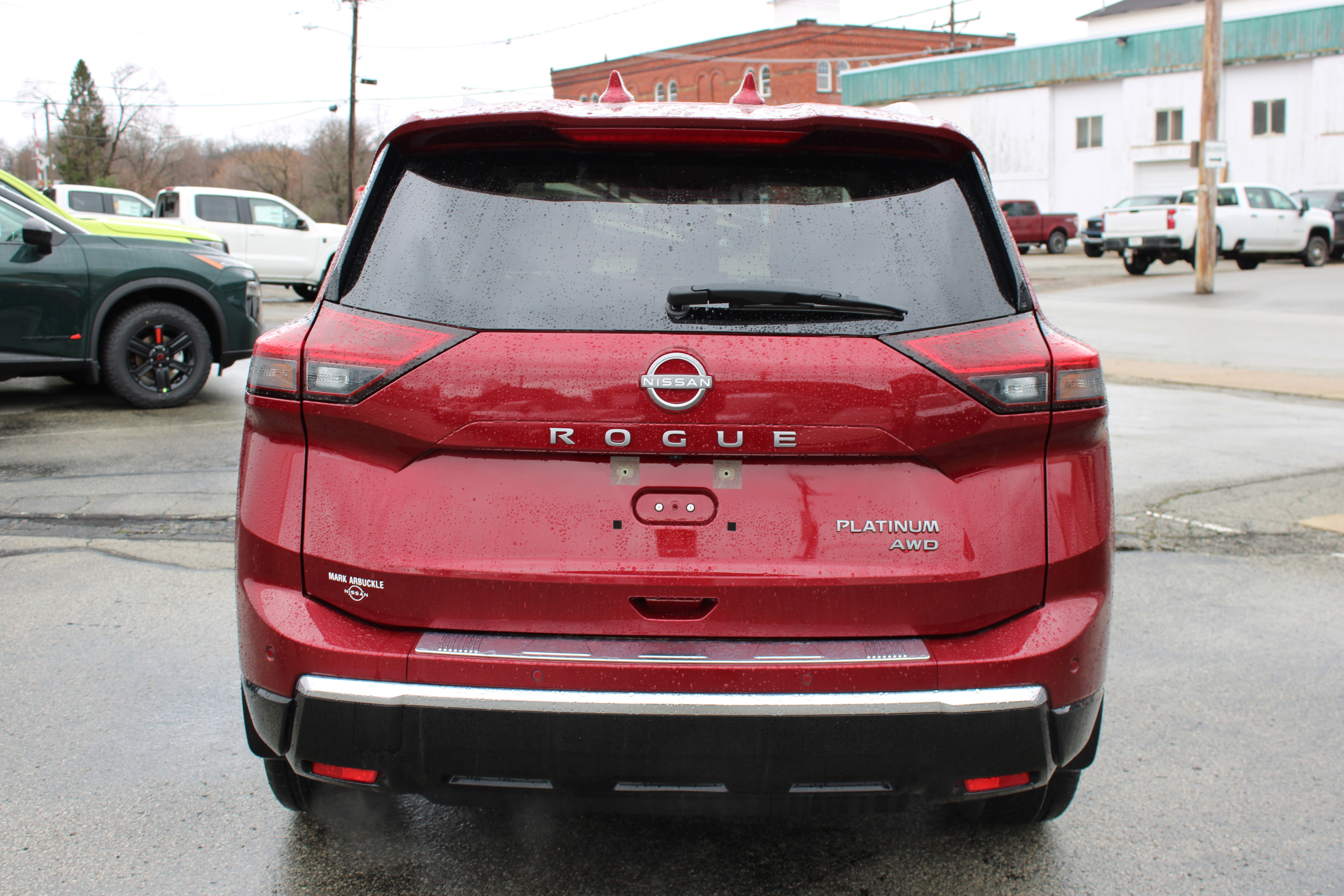 Certified 2025 Nissan Rogue Platinum w/ Tech Package image 4