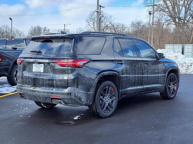 Used 2024 Chevrolet Traverse Premier w/ Redline Edition image 2