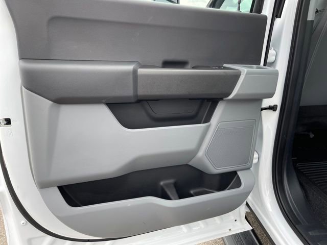 Used 2024 Ford F250 XL w/ Snow Plow Prep Package image 28