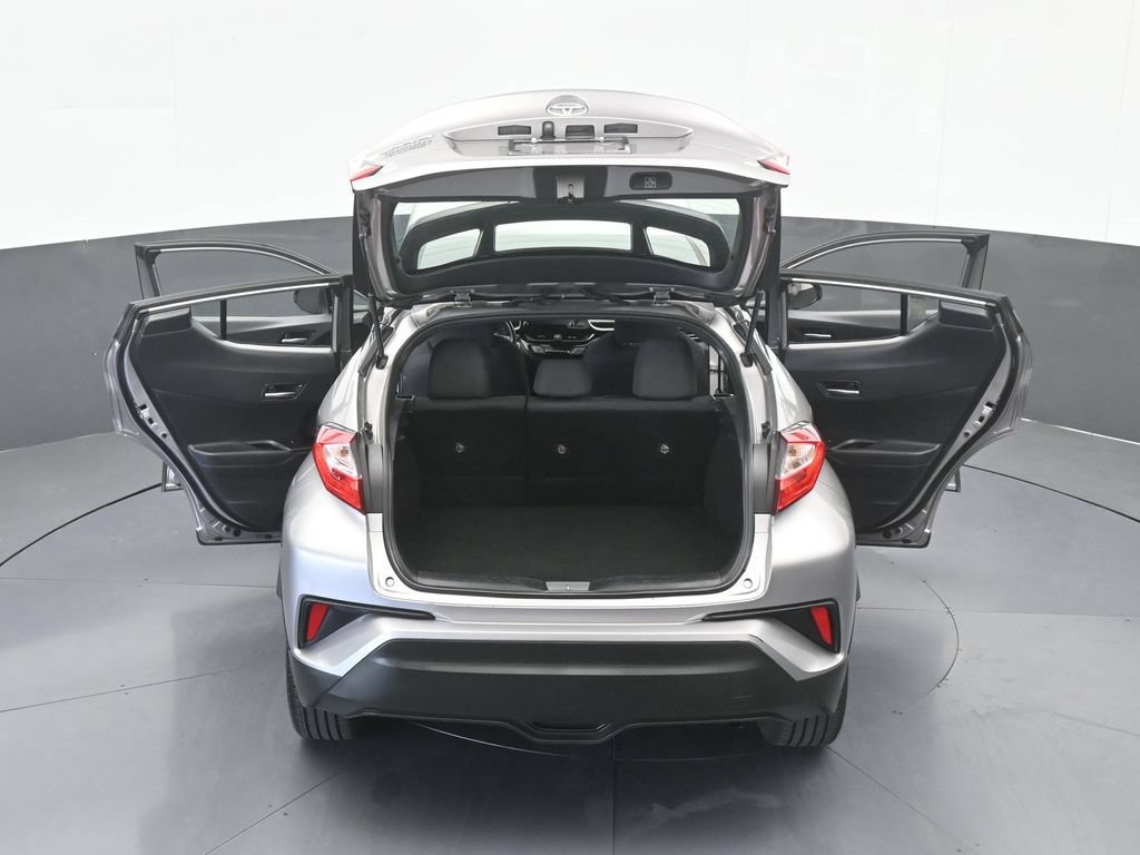 Used 2019 Toyota C-HR XLE FWD image 66