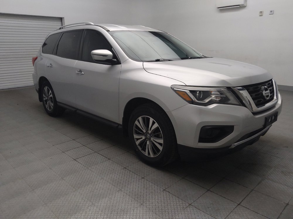 Used 2020 Nissan Pathfinder S FWD image 13