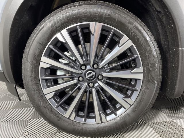 New 2026 Nissan Pathfinder Platinum image 12