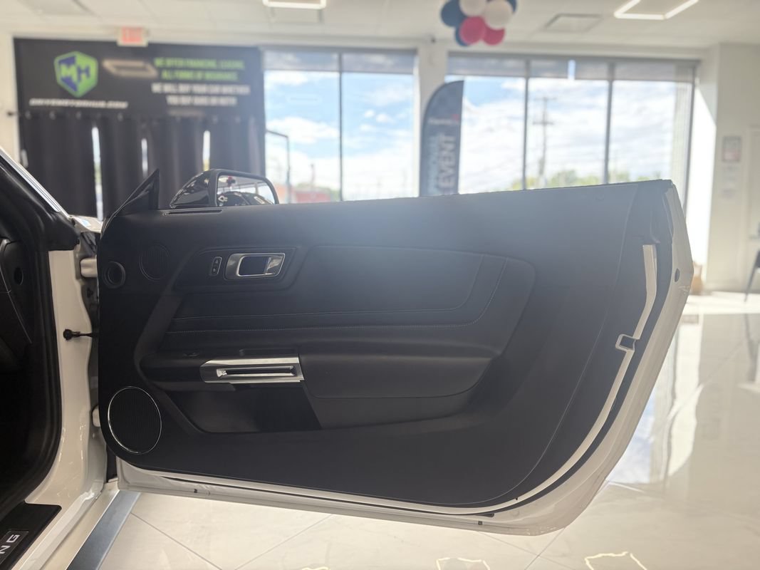 Used 2021 Ford Mustang GT Premium w/ GT Performance Package RWD image 33