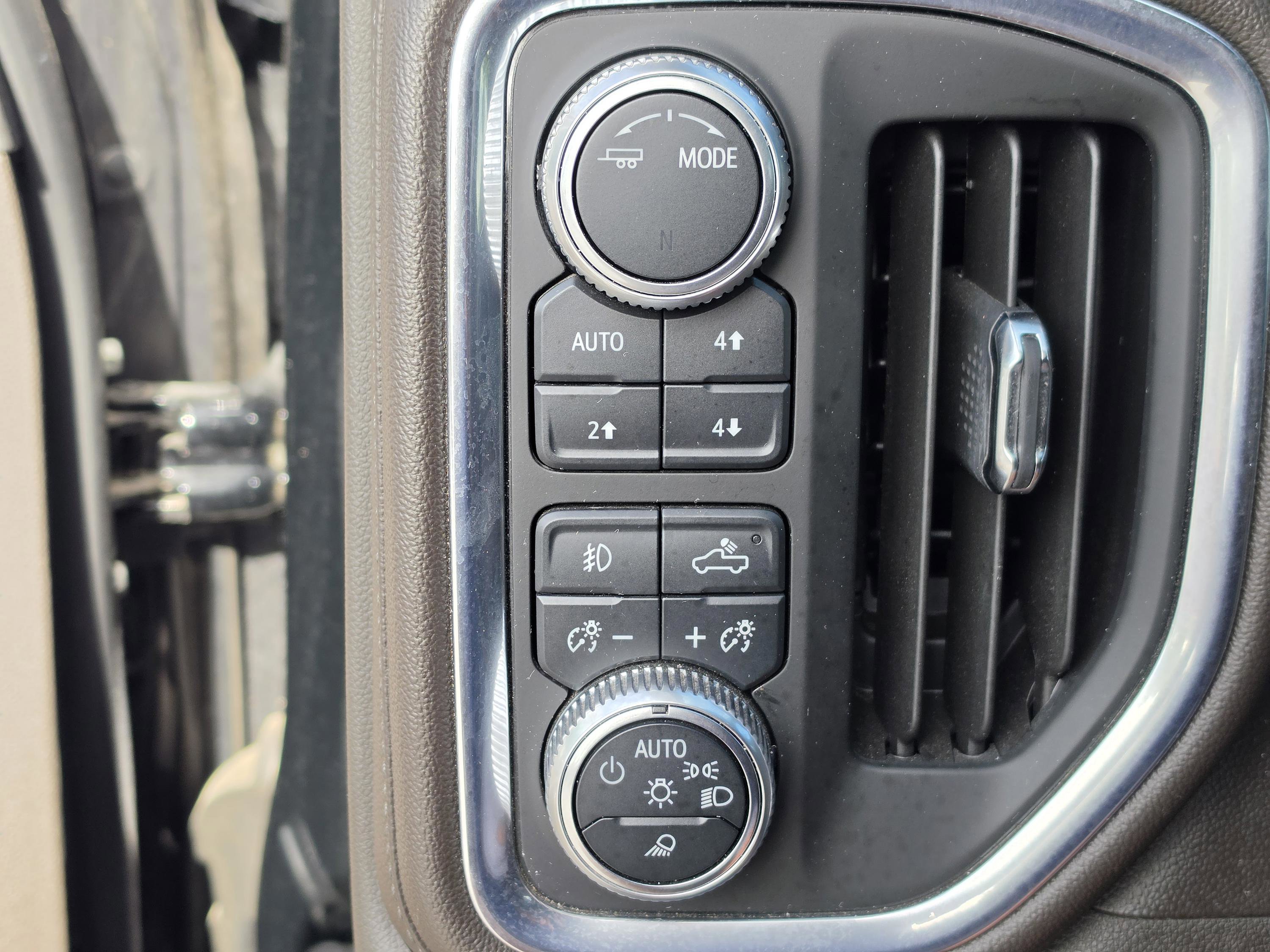 Used 2020 GMC Sierra 1500 Denali w/ Denali Ultimate Package image 32