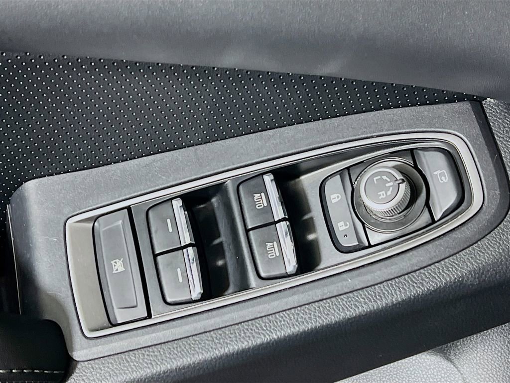 Used 2023 Subaru Ascent Touring image 16