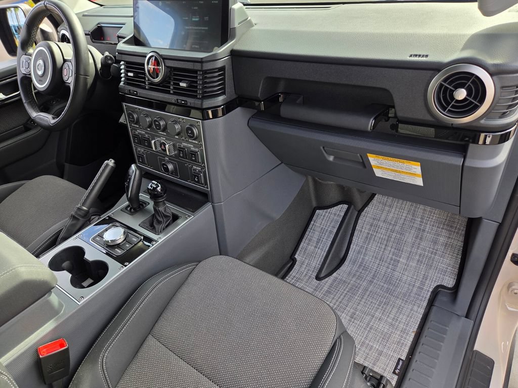 Used 2024 INEOS Grenadier Station Wagon AWD/4WD image 17