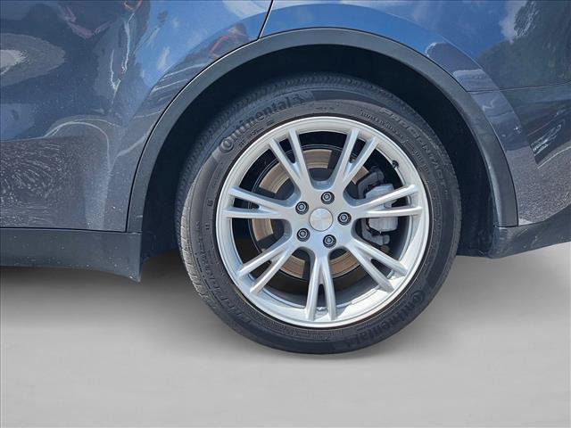Used 2023 Tesla Model Y Long Range AWD/4WD image 4
