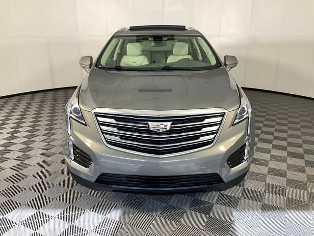 Used 2018 Cadillac XT5 Luxury w/ Driver Awareness Package image 2