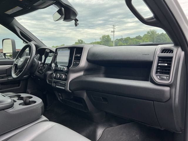 Used 2022 RAM 4500 Tradesman RWD image 25