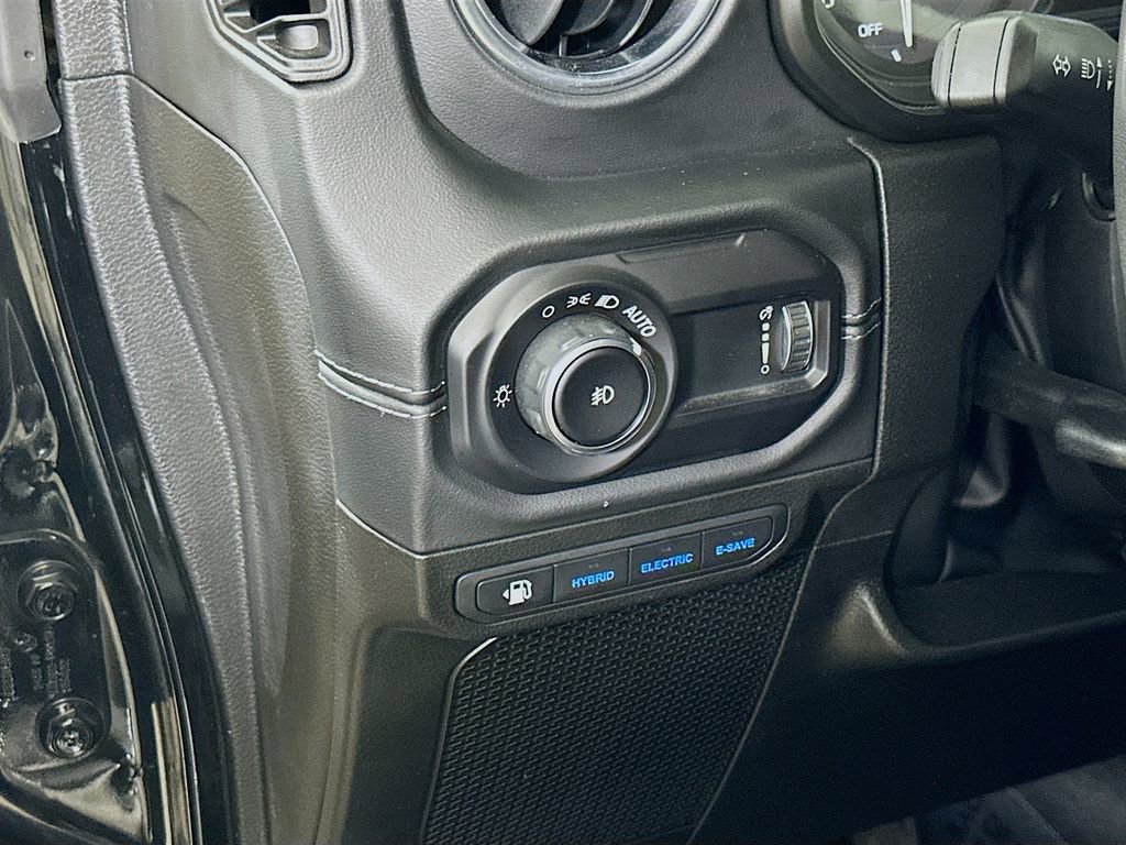 Used 2024 Jeep Wrangler High Altitude image 19
