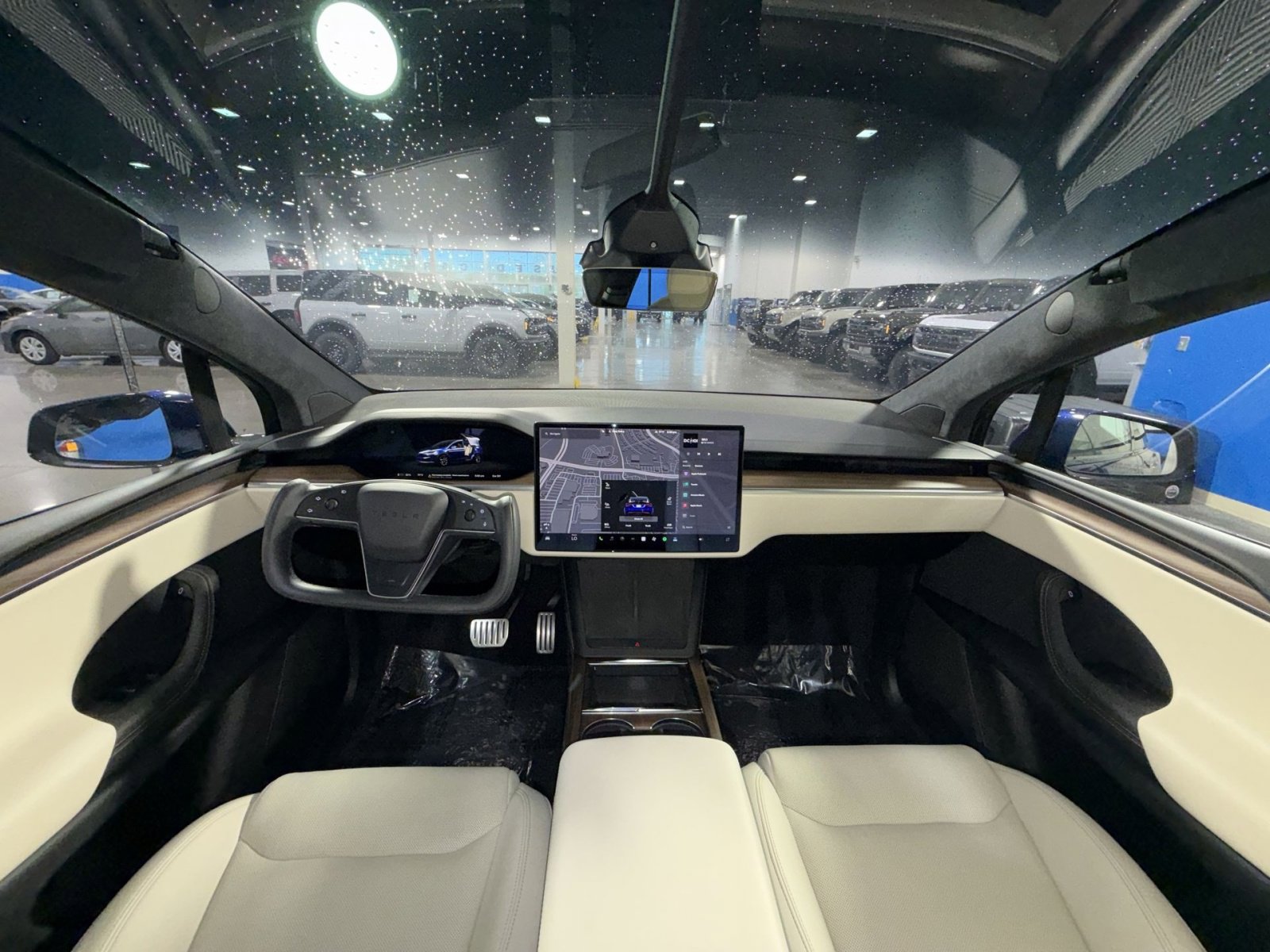 Used 2023 Tesla Model X image 39