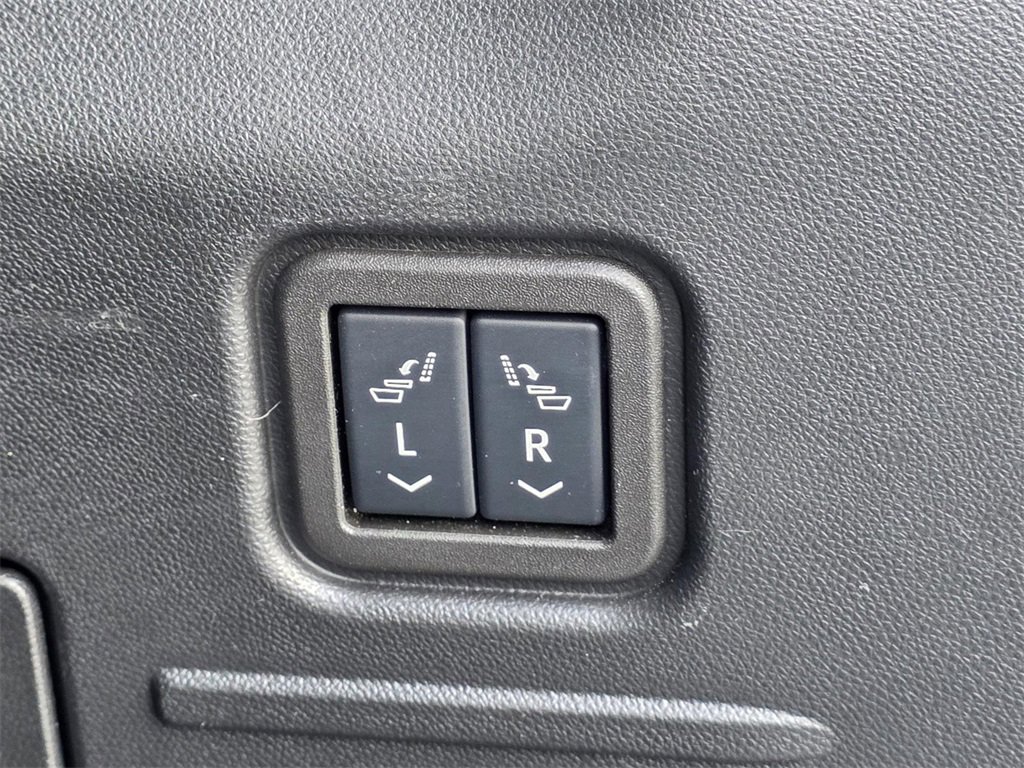 Used 2025 GMC Hummer EV 3X image 17