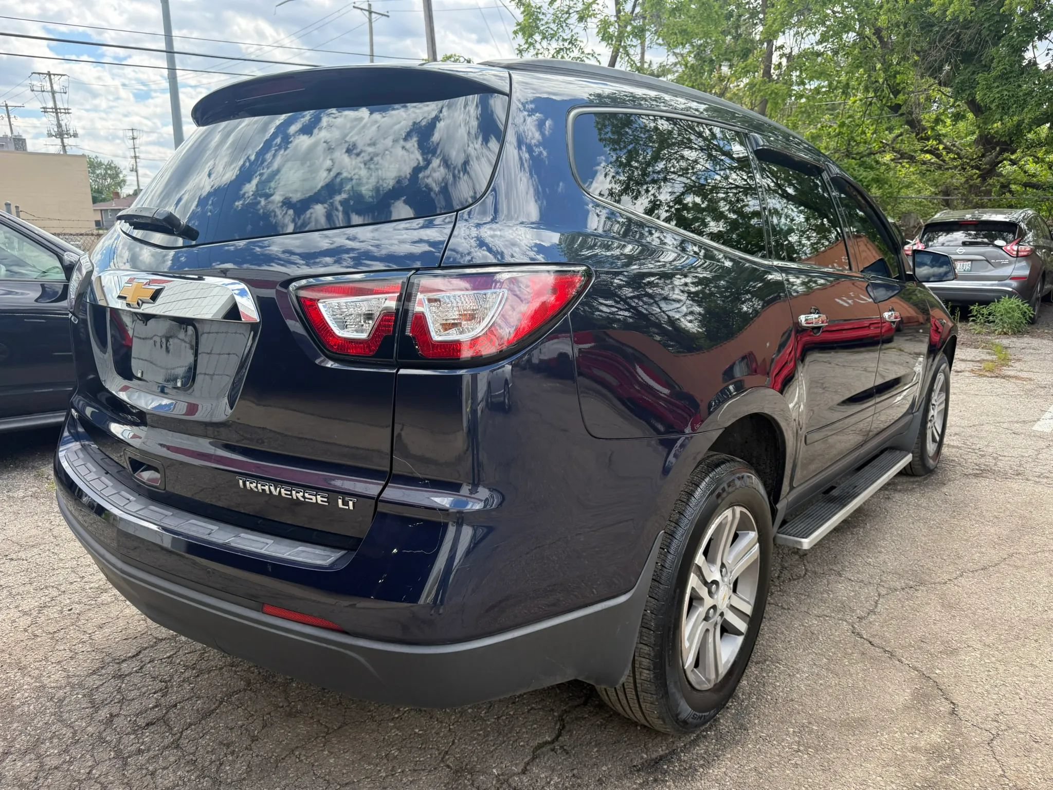 Used 2015 Chevrolet Traverse LT AWD/4WD image 5