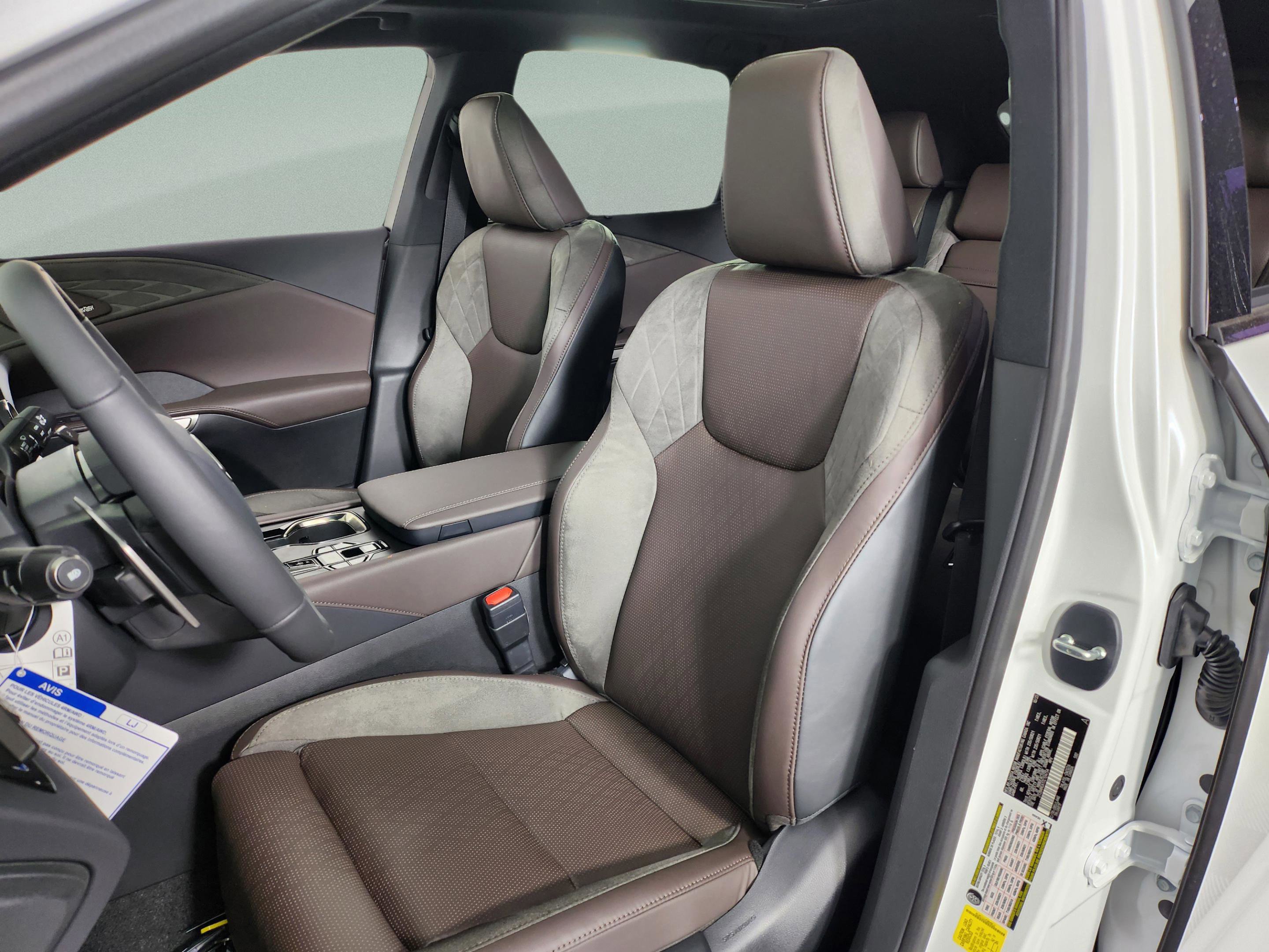 New 2026 Lexus RX 350 AWD image 17