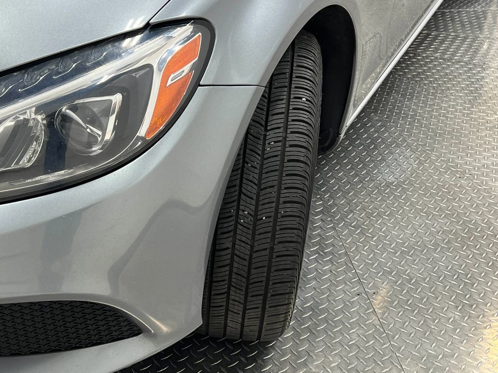 Used 2015 Mercedes-Benz C 300 4MATIC Sedan image 37