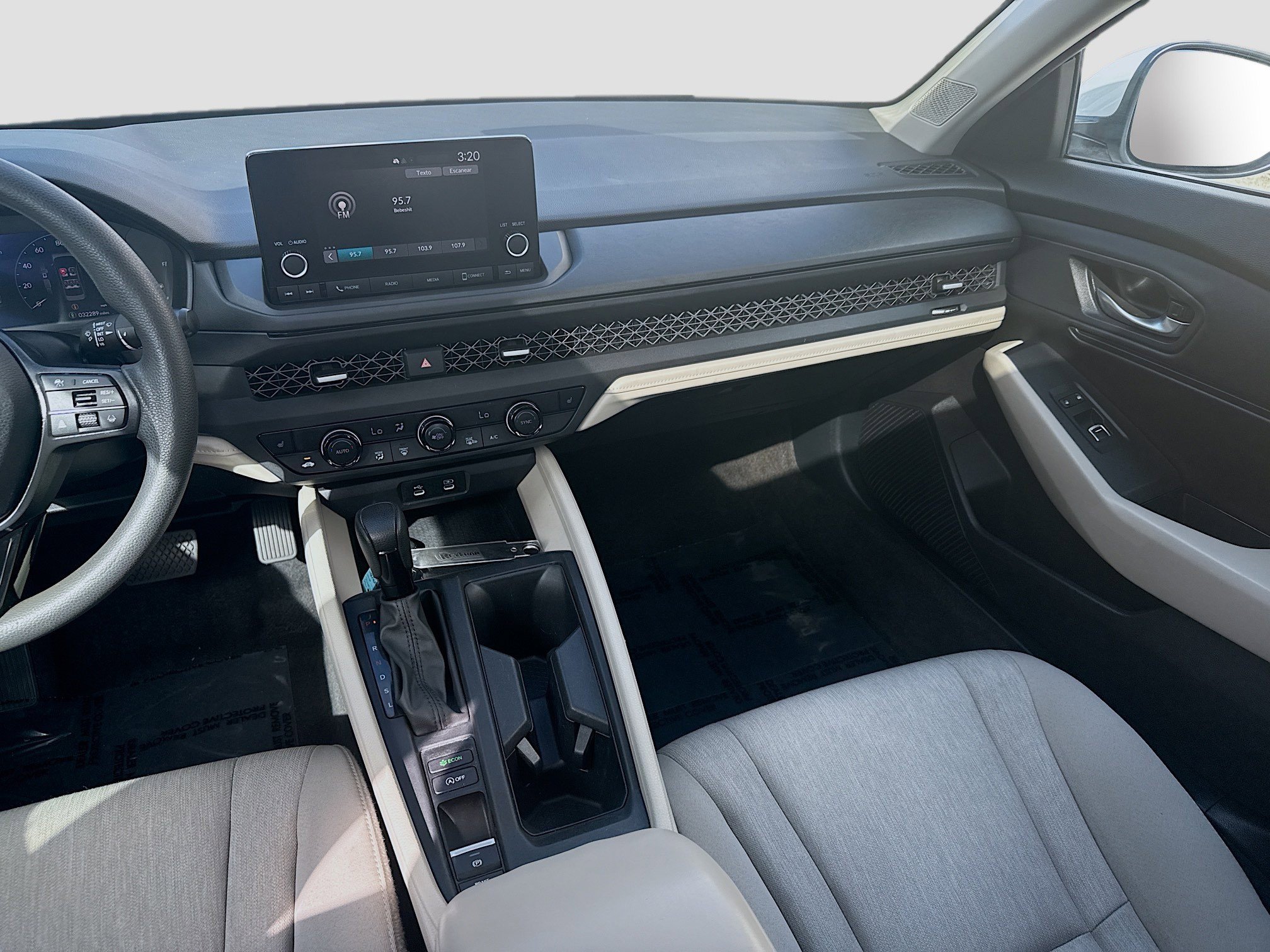 Used 2023 Honda Accord EX image 22