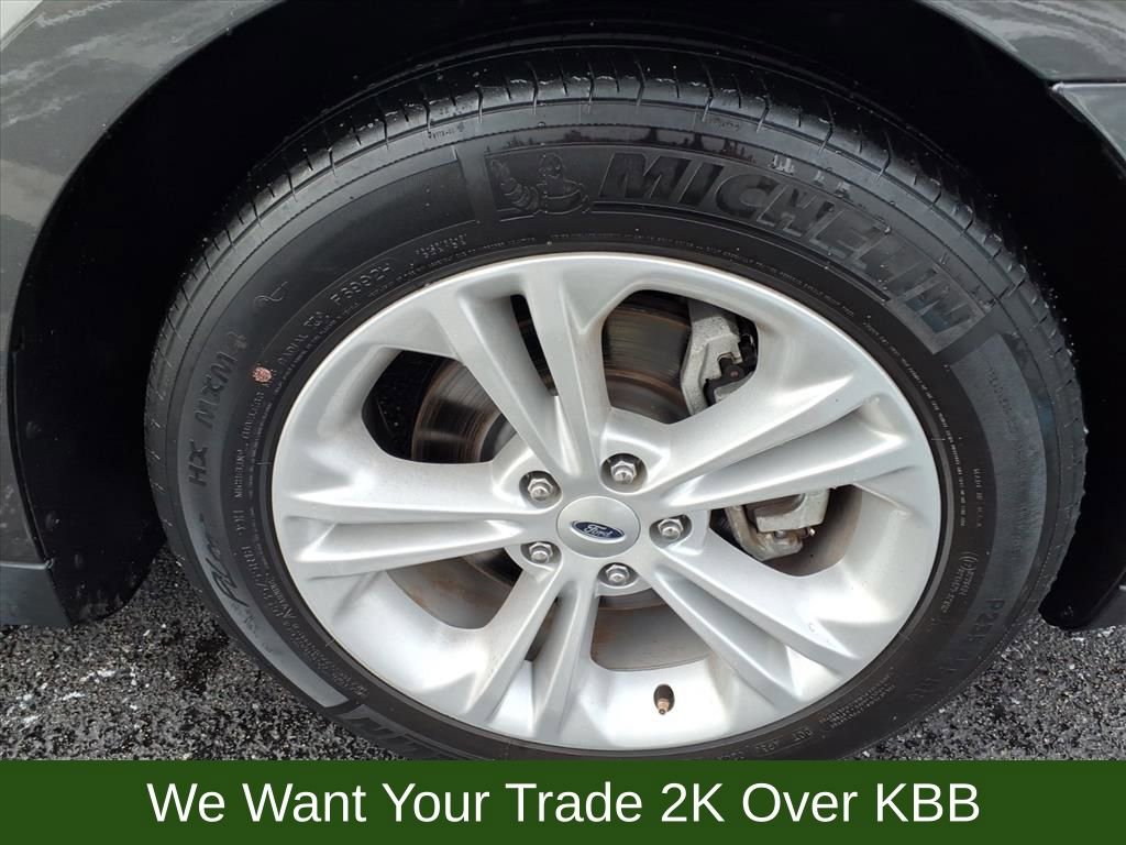 Used 2018 Ford Taurus SE image 29