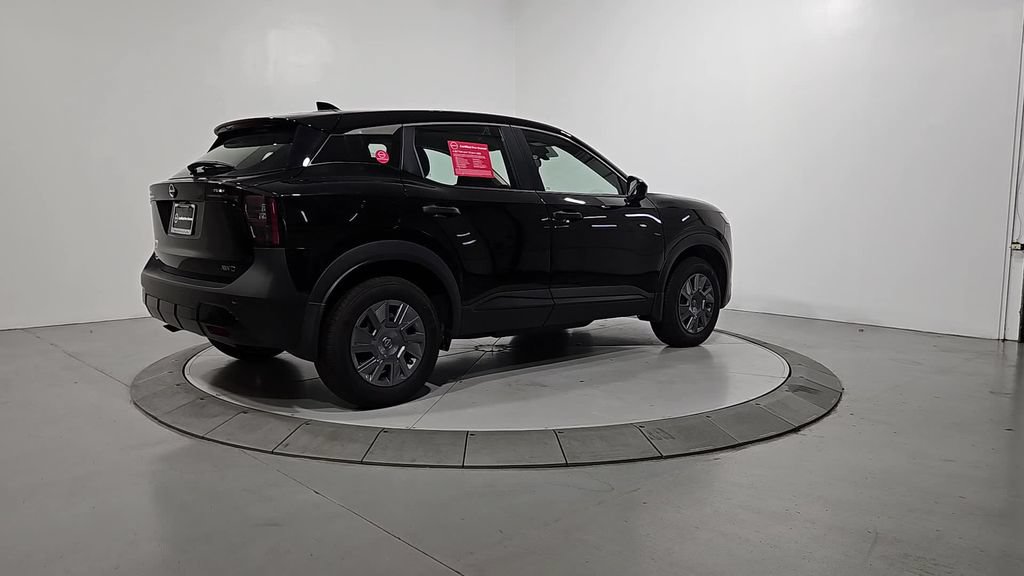 Used 2025 Nissan Kicks S AWD/4WD image 5