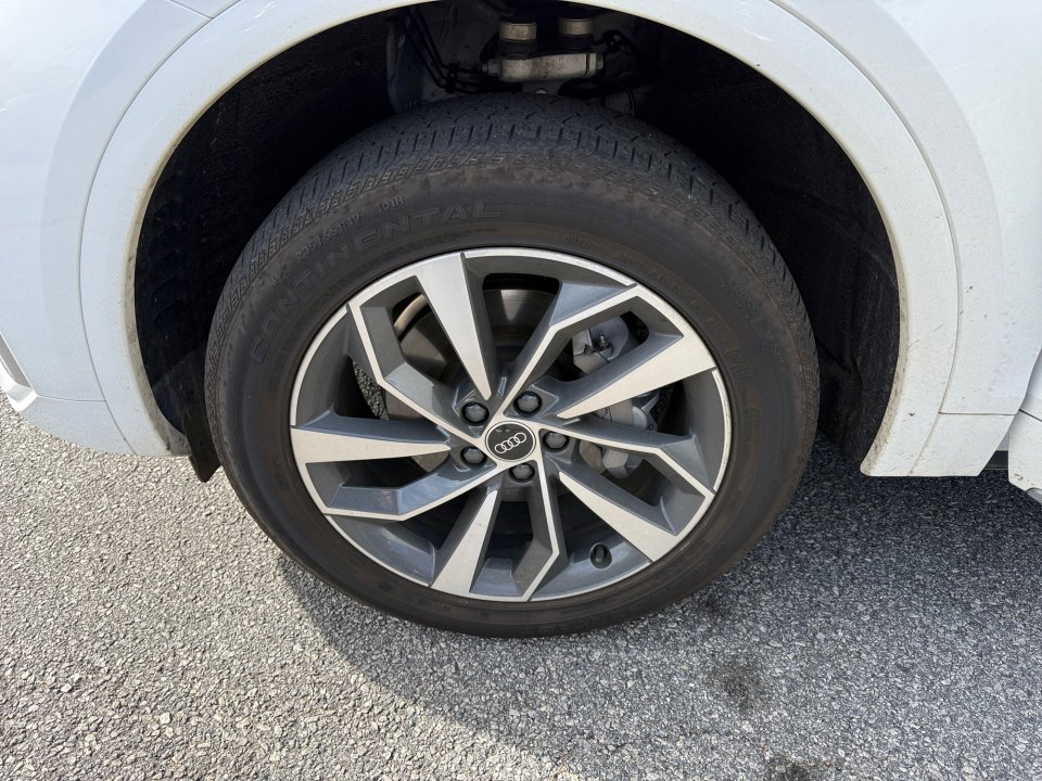 Certified 2023 Audi Q5 2.0T Premium Plus w/ Premium Plus Package image 27