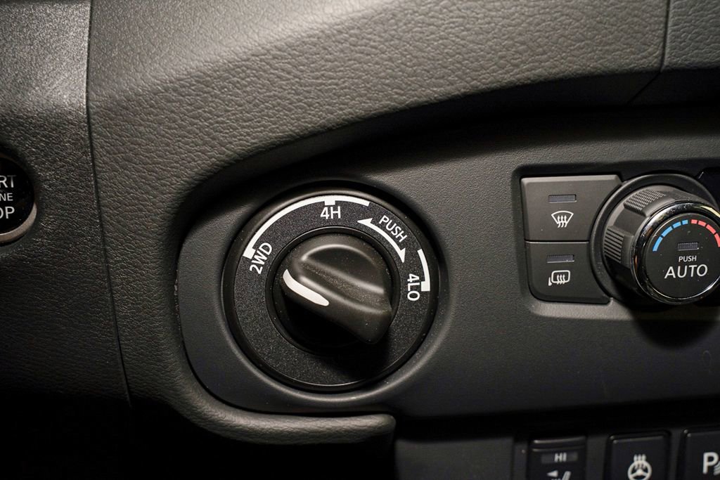 Certified 2024 Nissan Frontier PRO-4X w/ Pro Convenience Package AWD/4WD image 14