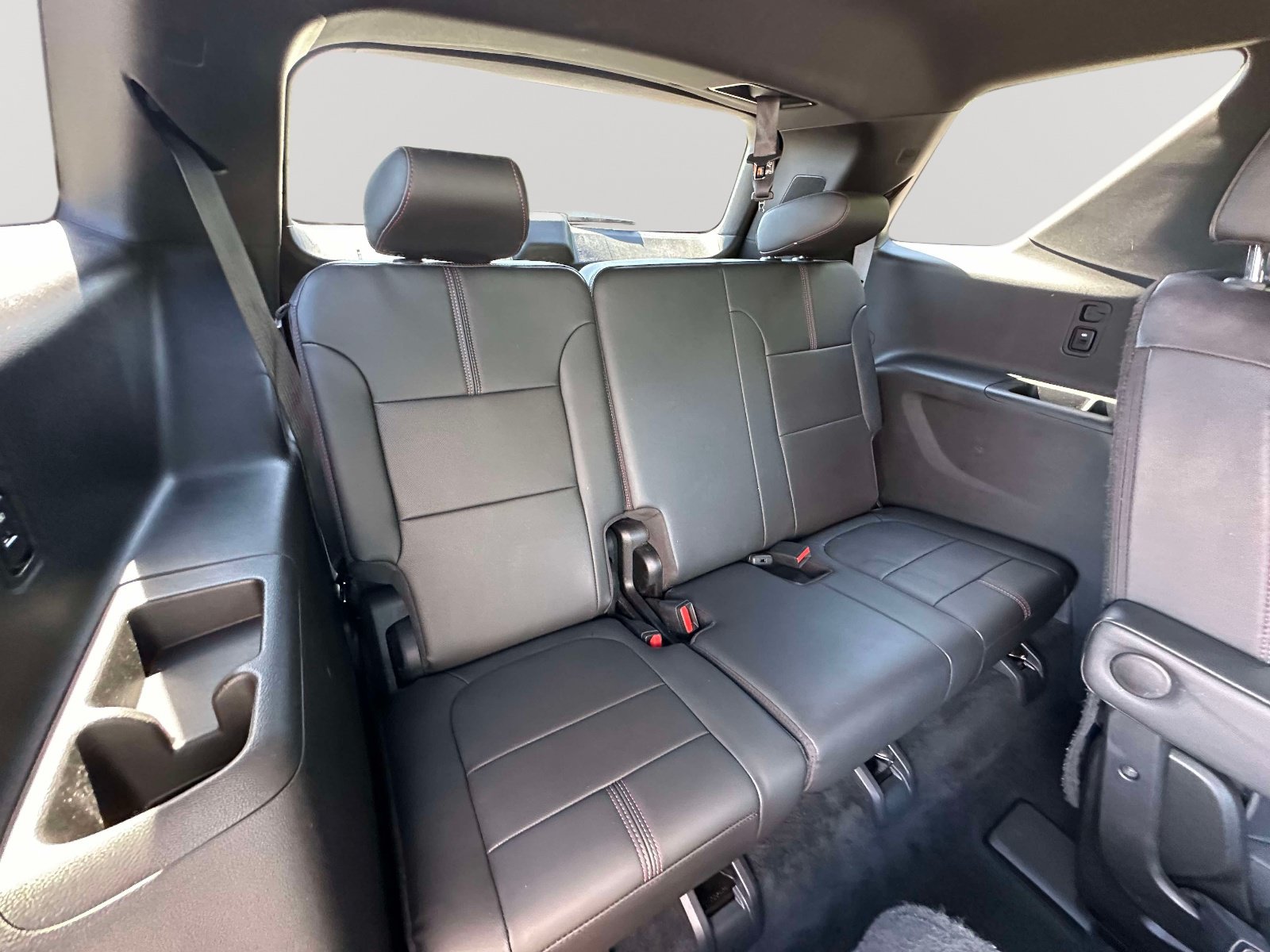 Used 2023 Chevrolet Traverse RS AWD/4WD image 35