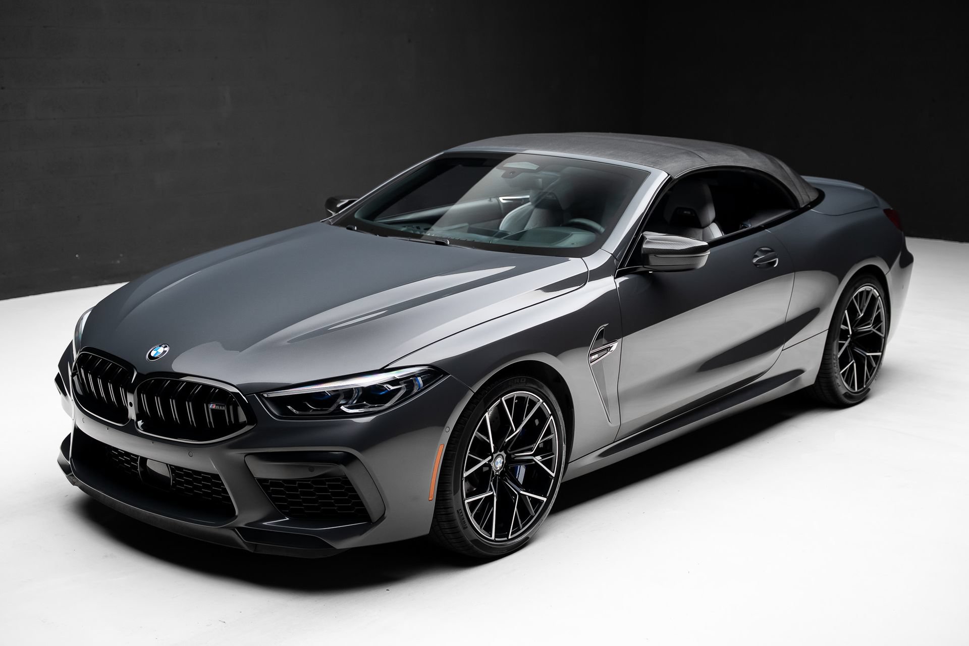 Used 2020 BMW M8 Convertible AWD/4WD image 5