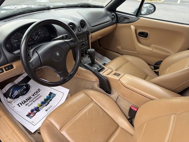 Used 1999 MAZDA MX-5 Miata image 22