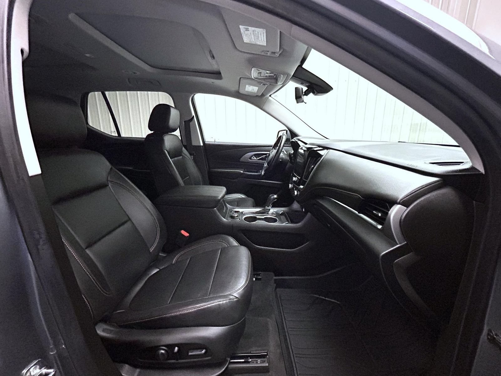 Used 2020 Chevrolet Traverse RS AWD/4WD image 15