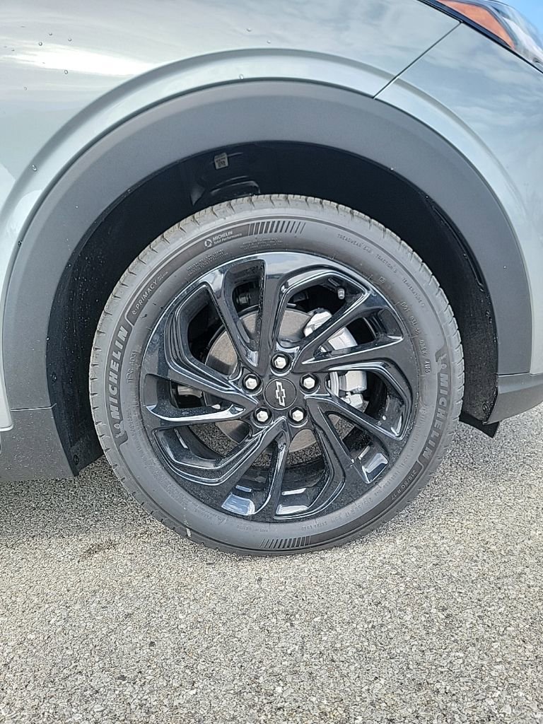 New 2027 Chevrolet Bolt RS image 7