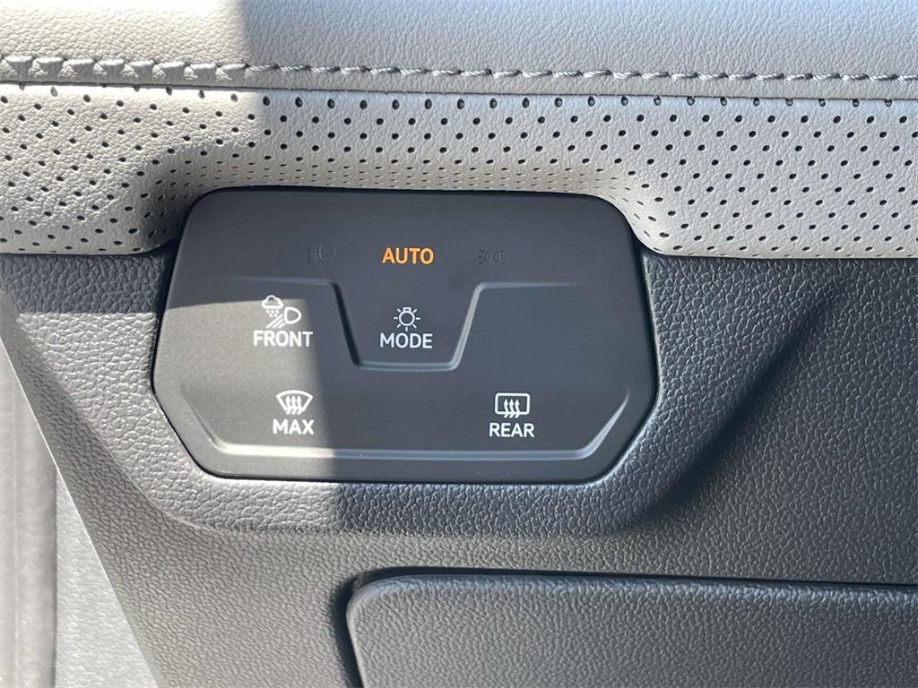 New 2026 Volkswagen Atlas Peak Edition AWD/4WD image 22