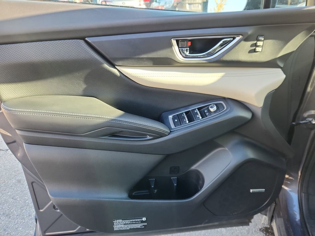 Used 2021 Subaru Ascent Limited w/ Technology Package image 11