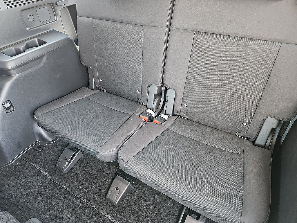 New 2026 Hyundai Santa Fe SE FWD image 31