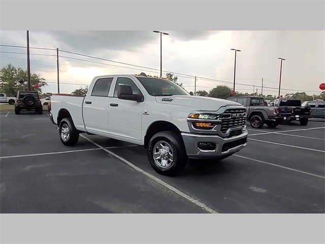 New 2026 RAM 2500 Tradesman w/ Chrome Appearance Group image 38