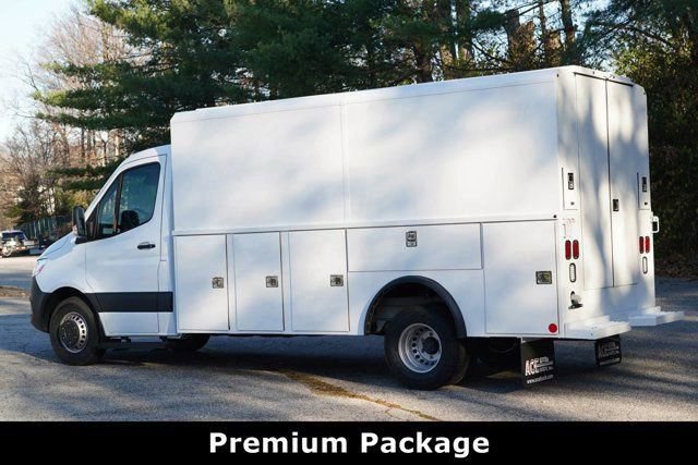 Used 2023 Mercedes-Benz Sprinter 3500 image 9