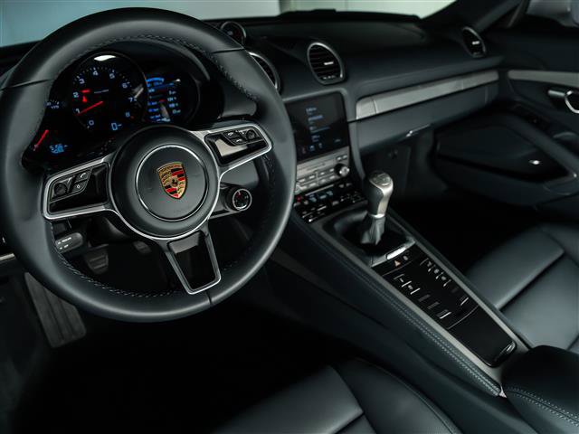 Certified 2025 Porsche 718 Cayman RWD image 4