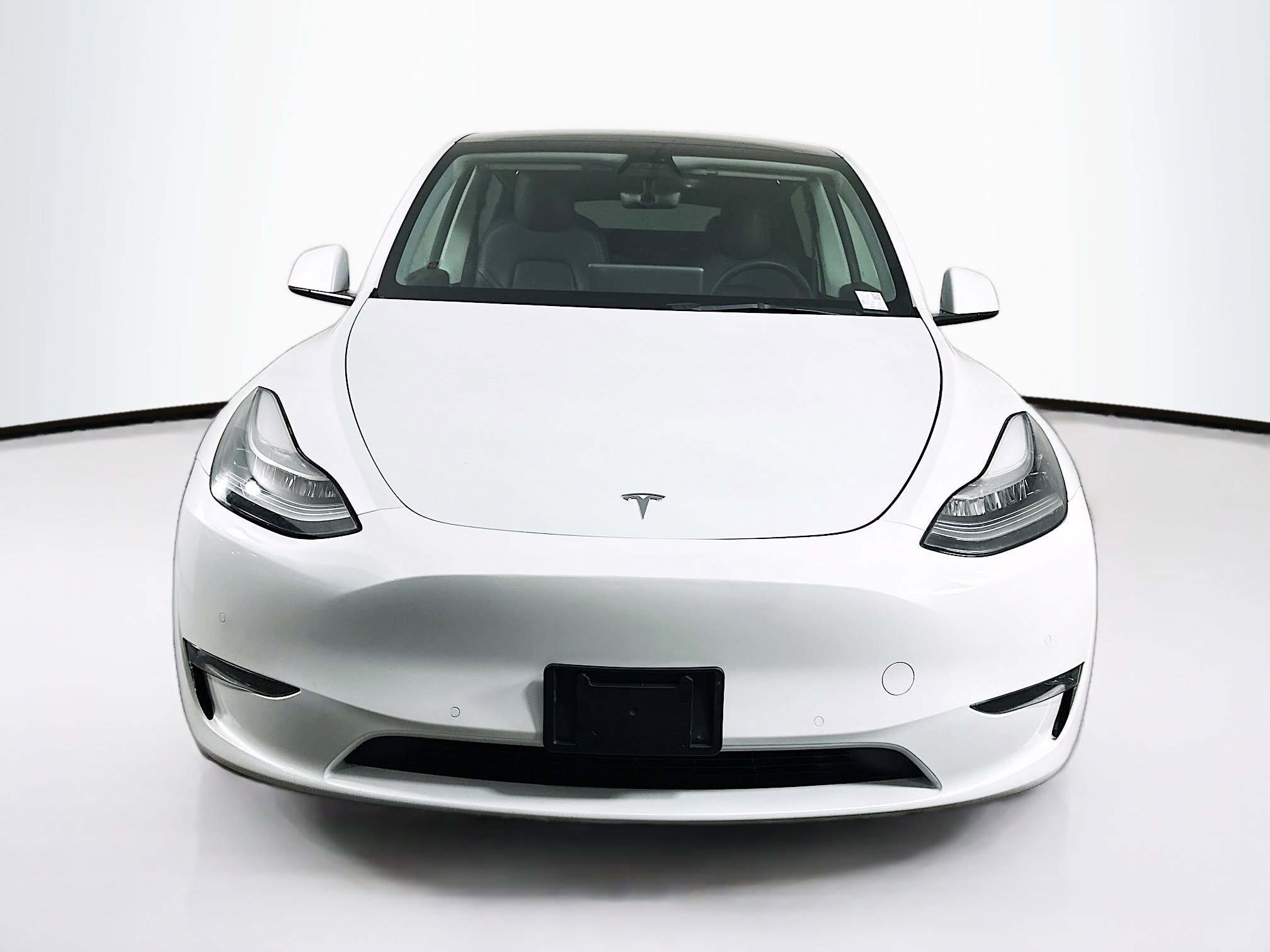 Used 2021 Tesla Model Y 2WD image 2