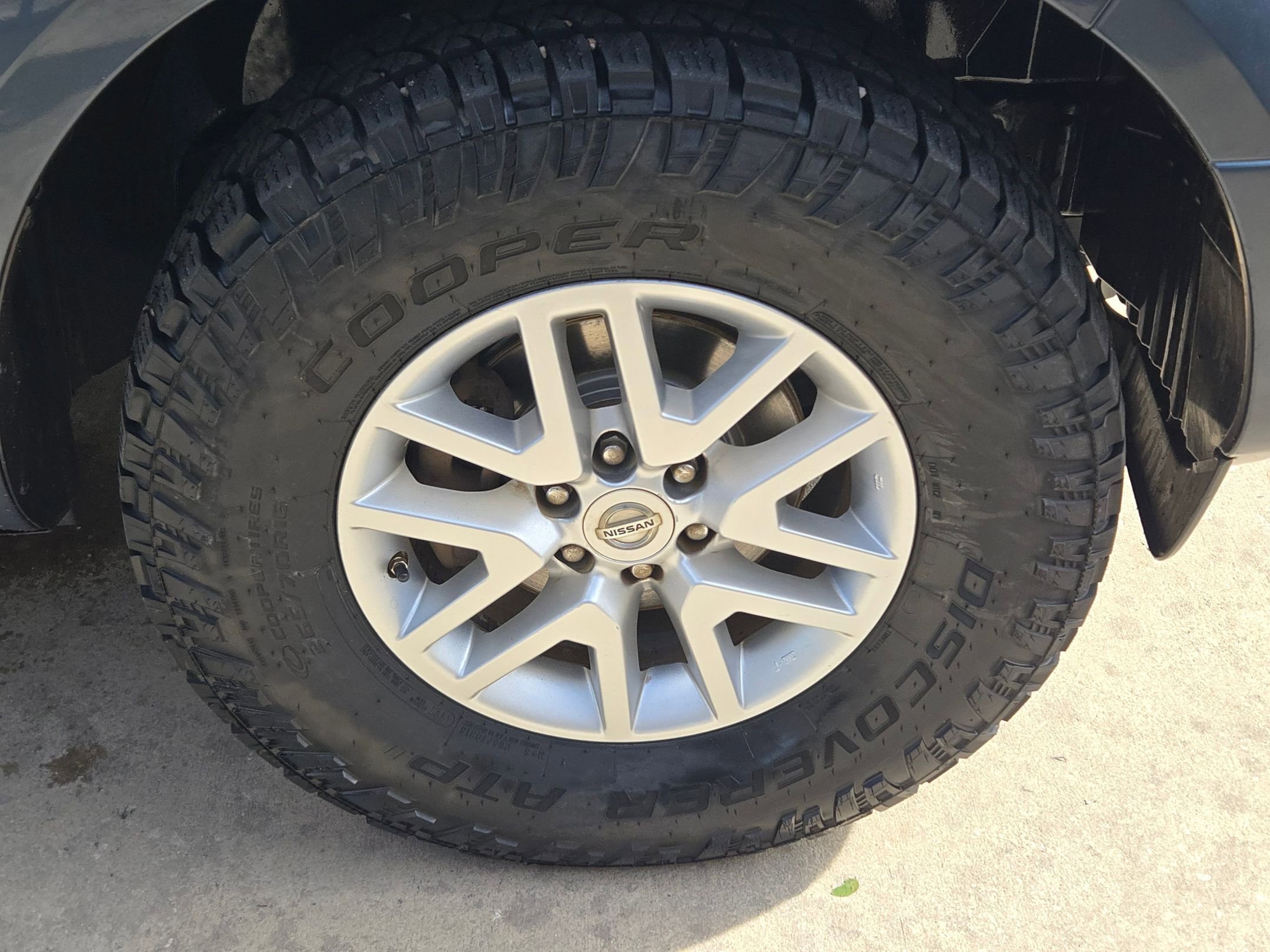 Used 2014 Nissan Frontier SV w/ SV Value Truck Package RWD image 30