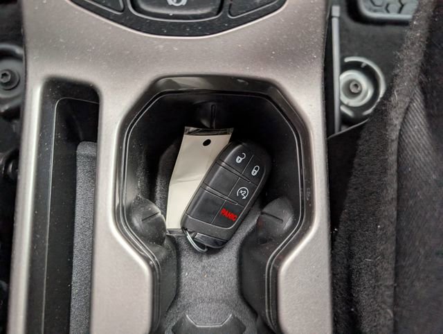 Used 2022 Jeep Renegade Latitude w/ Convenience Group image 20