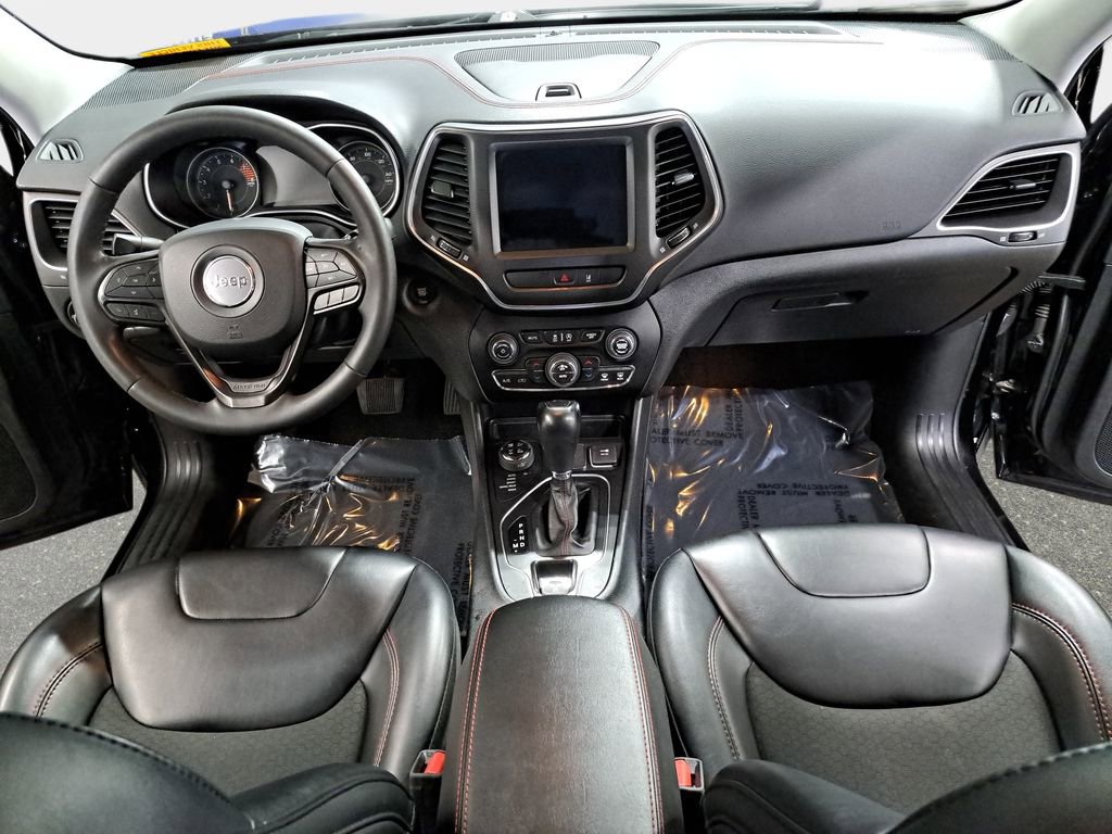 Certified 2022 Jeep Cherokee Trailhawk AWD/4WD image 2