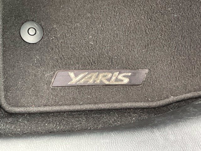 Used 2019 Toyota Yaris LE FWD image 43