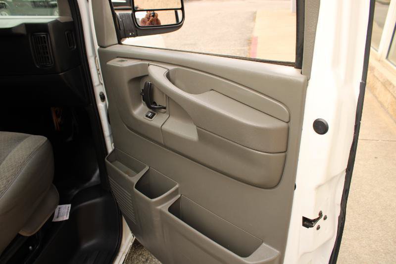 Used 2011 Chevrolet Express 2500 w/ Power Package RWD image 14