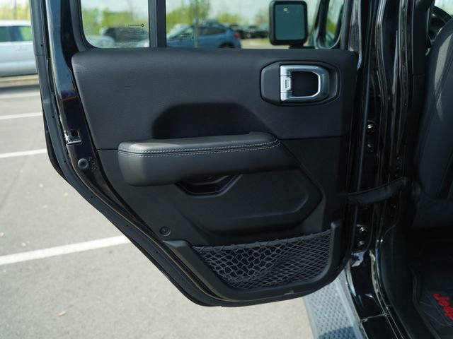 Used 2022 Jeep Wrangler Unlimited Sahara w/ Dual Top Group image 16