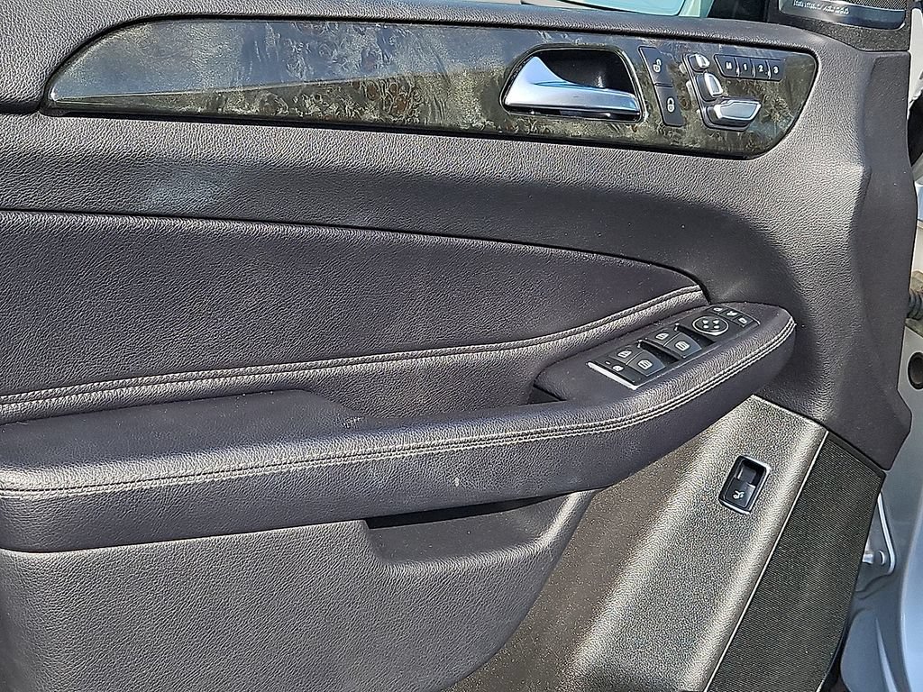 Certified 2018 Mercedes-Benz GLE 350 4MATIC w/ Premium 2 Package image 22