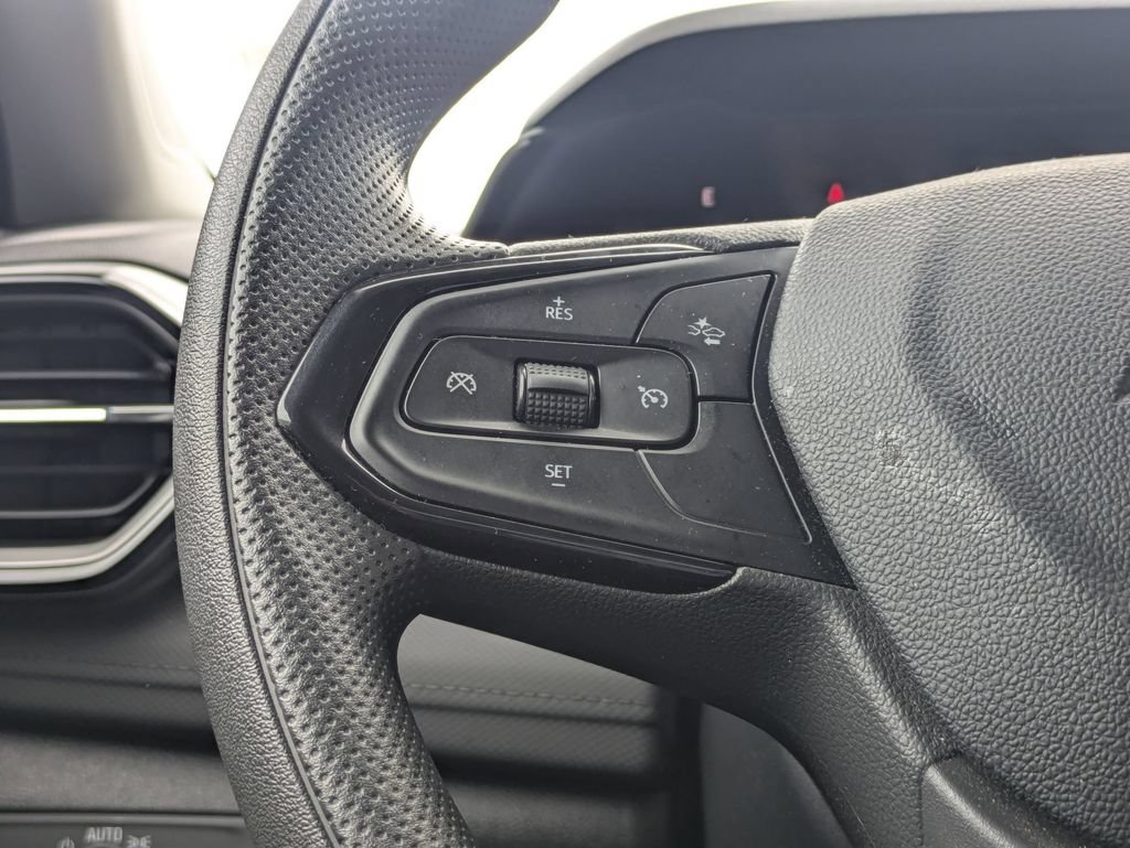 Used 2025 Chevrolet TrailBlazer LT AWD/4WD image 22