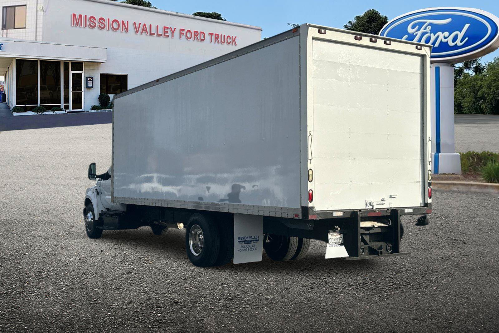 Used 2021 Ford F650 2WD Regular Cab Super Duty image 6