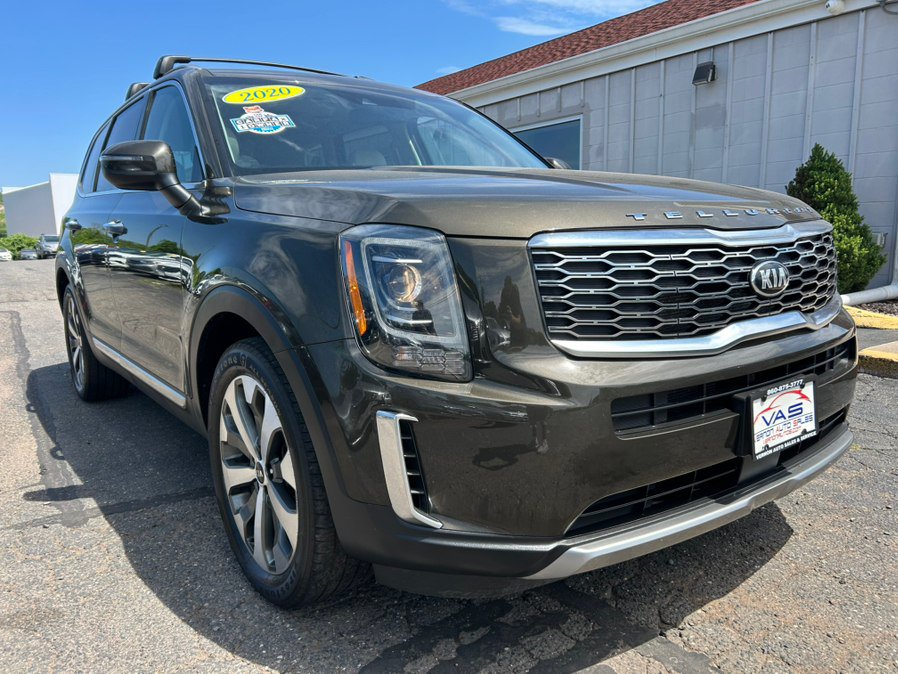 Used 2020 Kia Telluride S w/ S 8 Passenger Seating Package AWD/4WD image 3