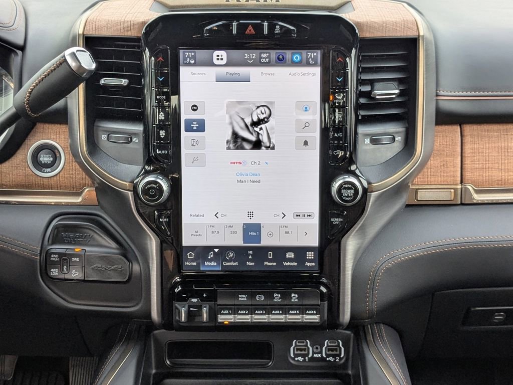 Used 2023 RAM 2500 Limited image 18