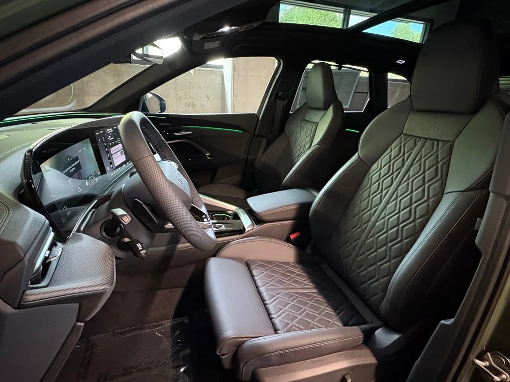 New 2026 Audi SQ5 Prestige AWD/4WD image 5